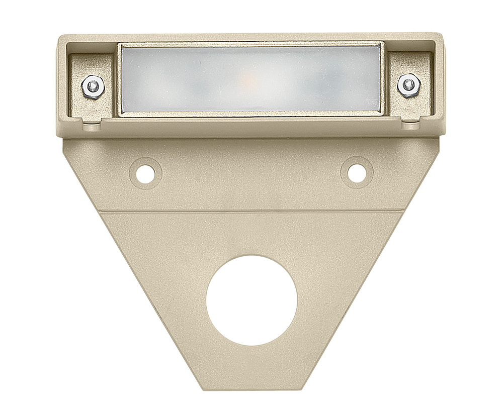 Nuvi Small Deck Sconce